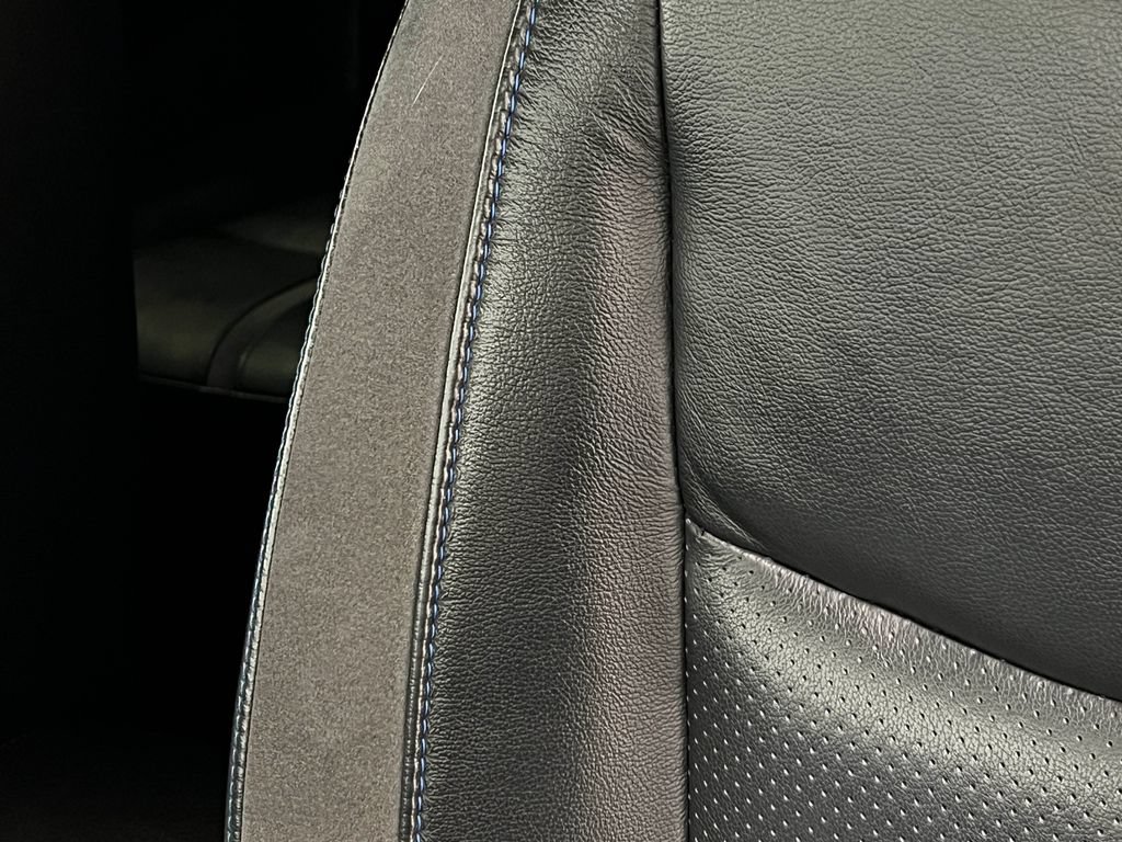 Used 2018 Nissan Leaf SL w/ SL Technology Package FWD image 19