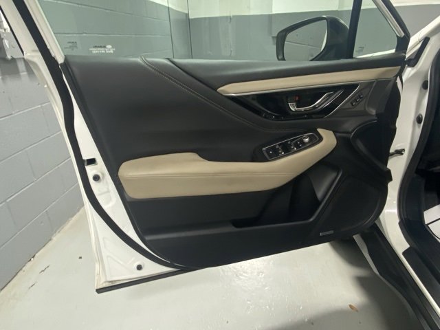 Used 2020 Subaru Outback Limited image 8