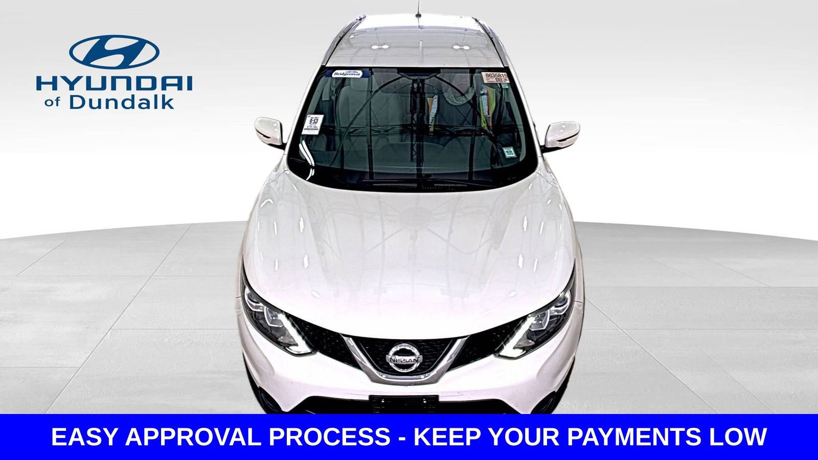 Used 2018 Nissan Rogue Sport SV image 3