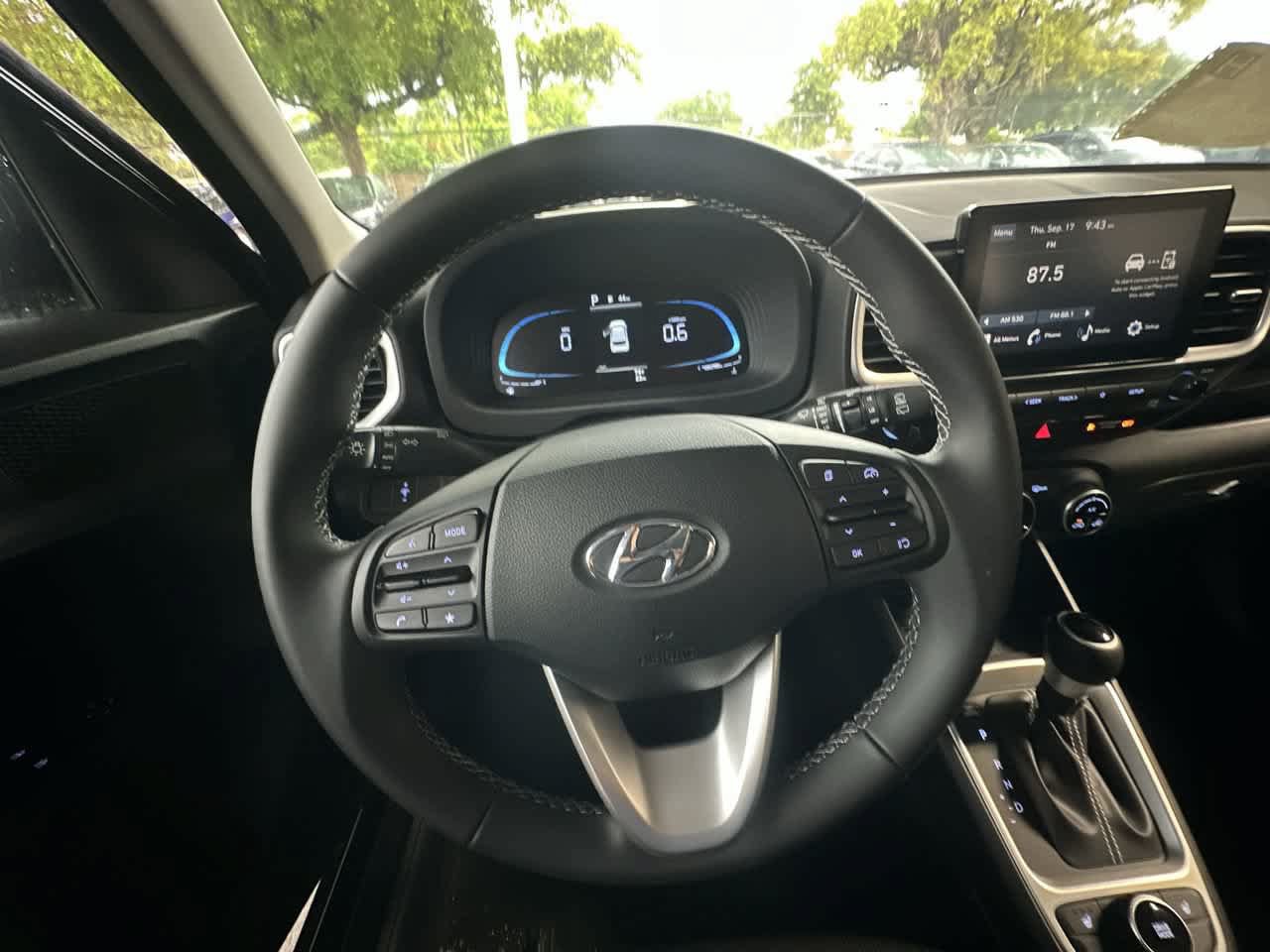 New 2026 Hyundai Venue SEL FWD image 15