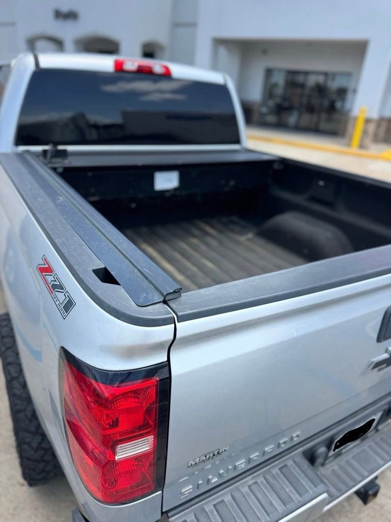 Used 2017 Chevrolet Silverado 1500 LT w/ All Star Edition AWD/4WD image 8