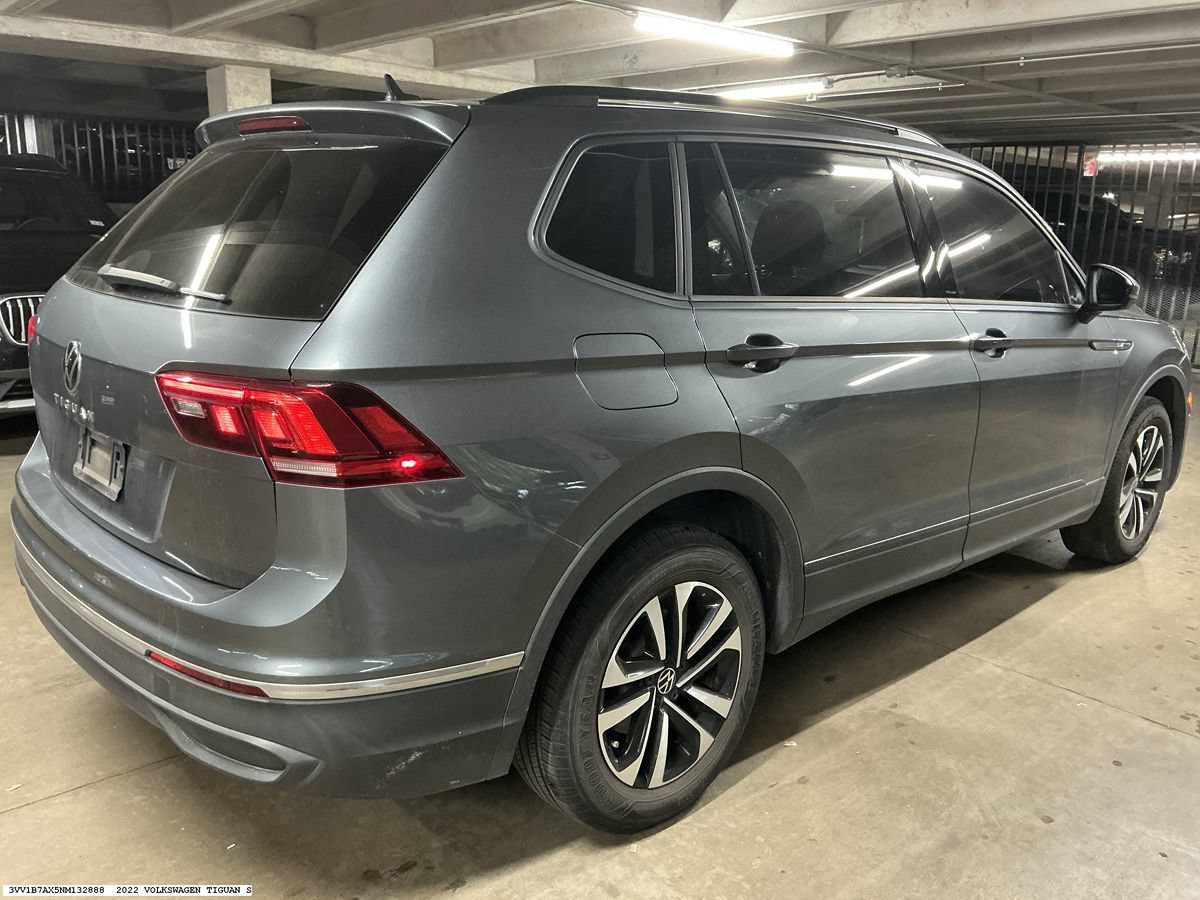 Used 2022 Volkswagen Tiguan S FWD image 6