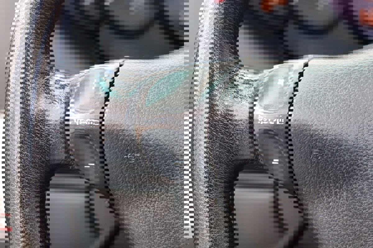 Used 2002 Porsche 911 Carrera image 23