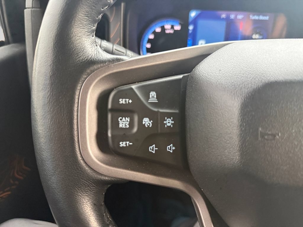 Used 2024 Ford Bronco Badlands AWD/4WD image 21