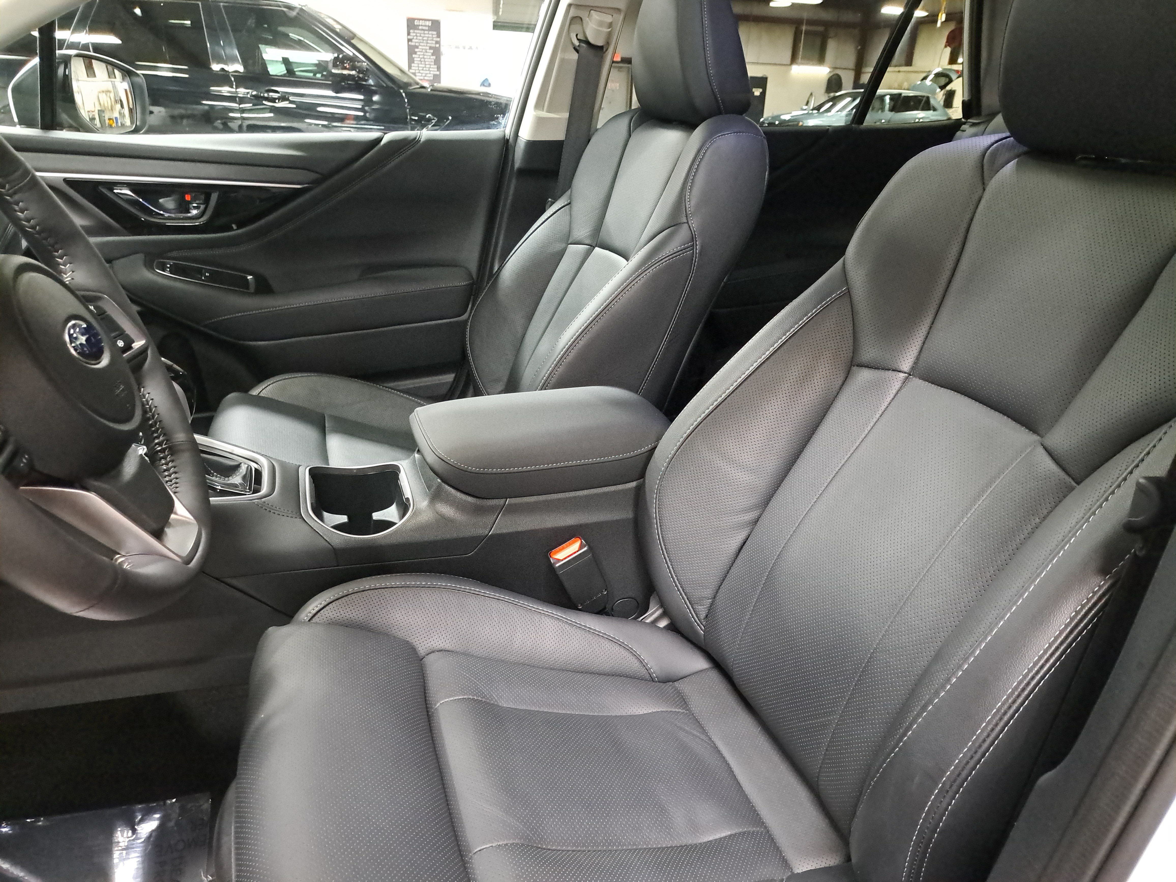 Used 2025 Subaru Outback Touring XT w/ Popular Package #2 AWD/4WD image 16