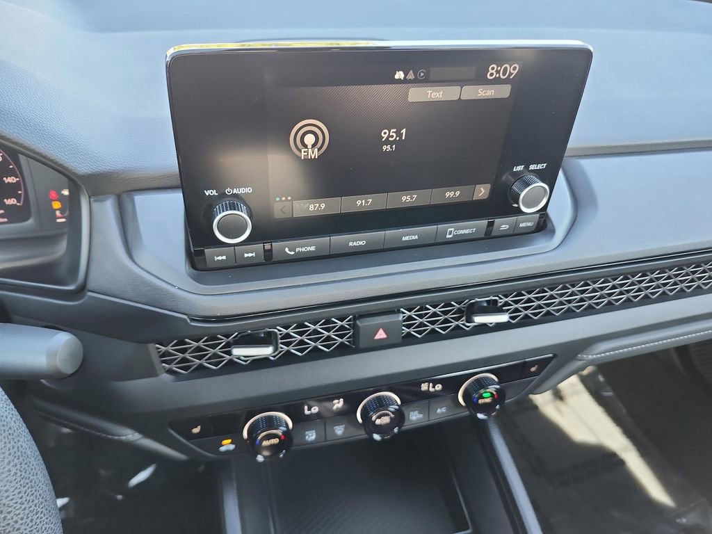 Used 2023 Honda Accord EX image 26