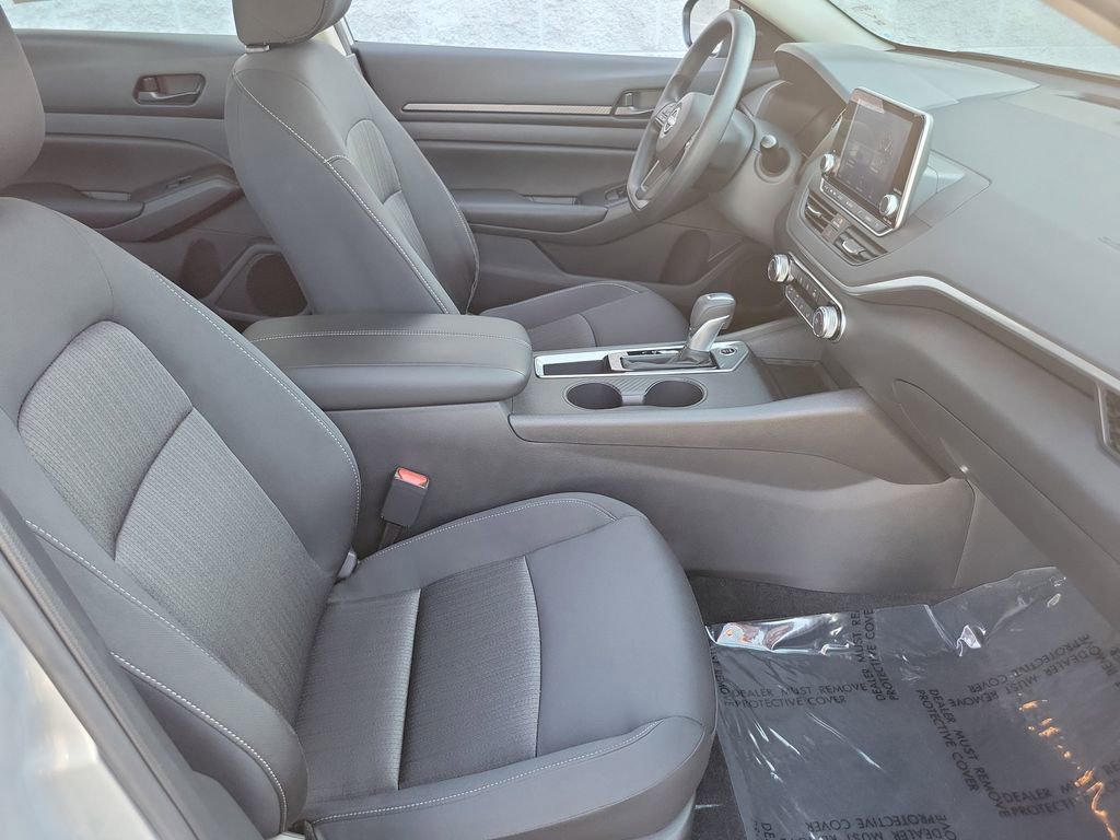 Certified 2025 Nissan Altima 2.5 S image 17