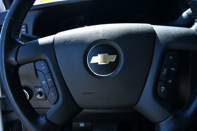 Used 2021 Chevrolet Express 3500 w/ Power Convenience Package image 2
