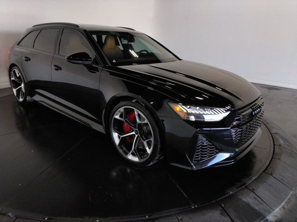 Used 2024 Audi RS 6 performance image 4