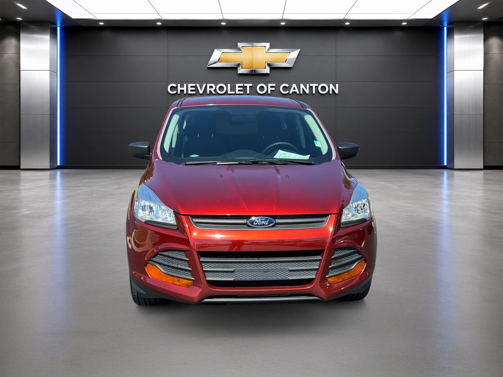 Used 2015 Ford Escape S FWD image 2