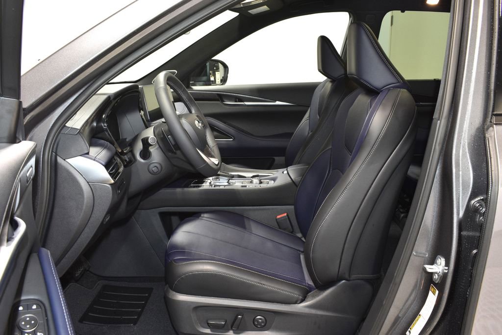 New 2026 INFINITI QX60 Sport w/ Dark Cargo Package image 11