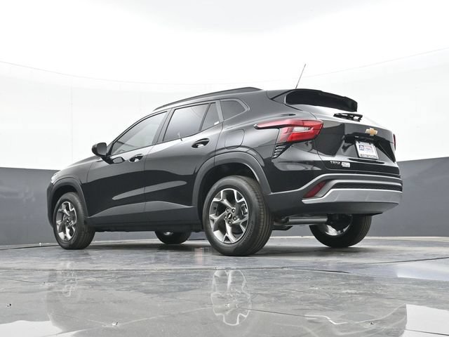 New 2026 Chevrolet Trax LT w/ LT Convenience Package FWD image 39