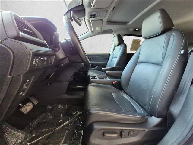 Used 2024 Honda Odyssey EX-L image 16
