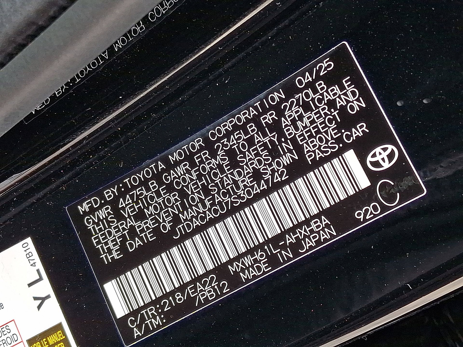 New 2025 Toyota Prius Plug-In Hybrid FWD image 18