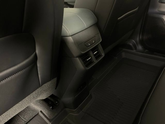 New 2026 GMC Terrain AT4 w/ Convenience Package III image 17