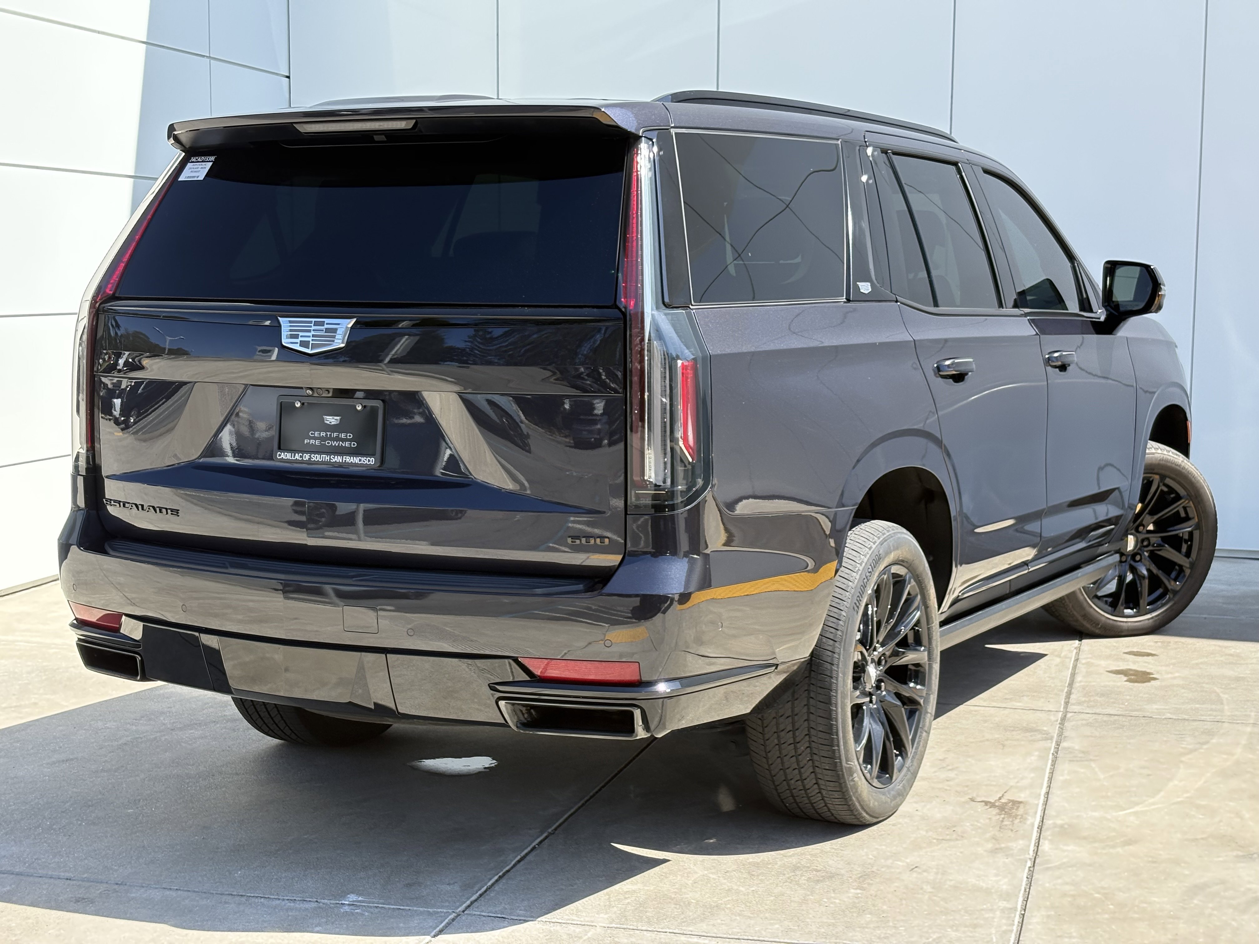 Used 2024 Cadillac Escalade Sport Platinum w/ LPO, ONYX Package AWD/4WD image 7