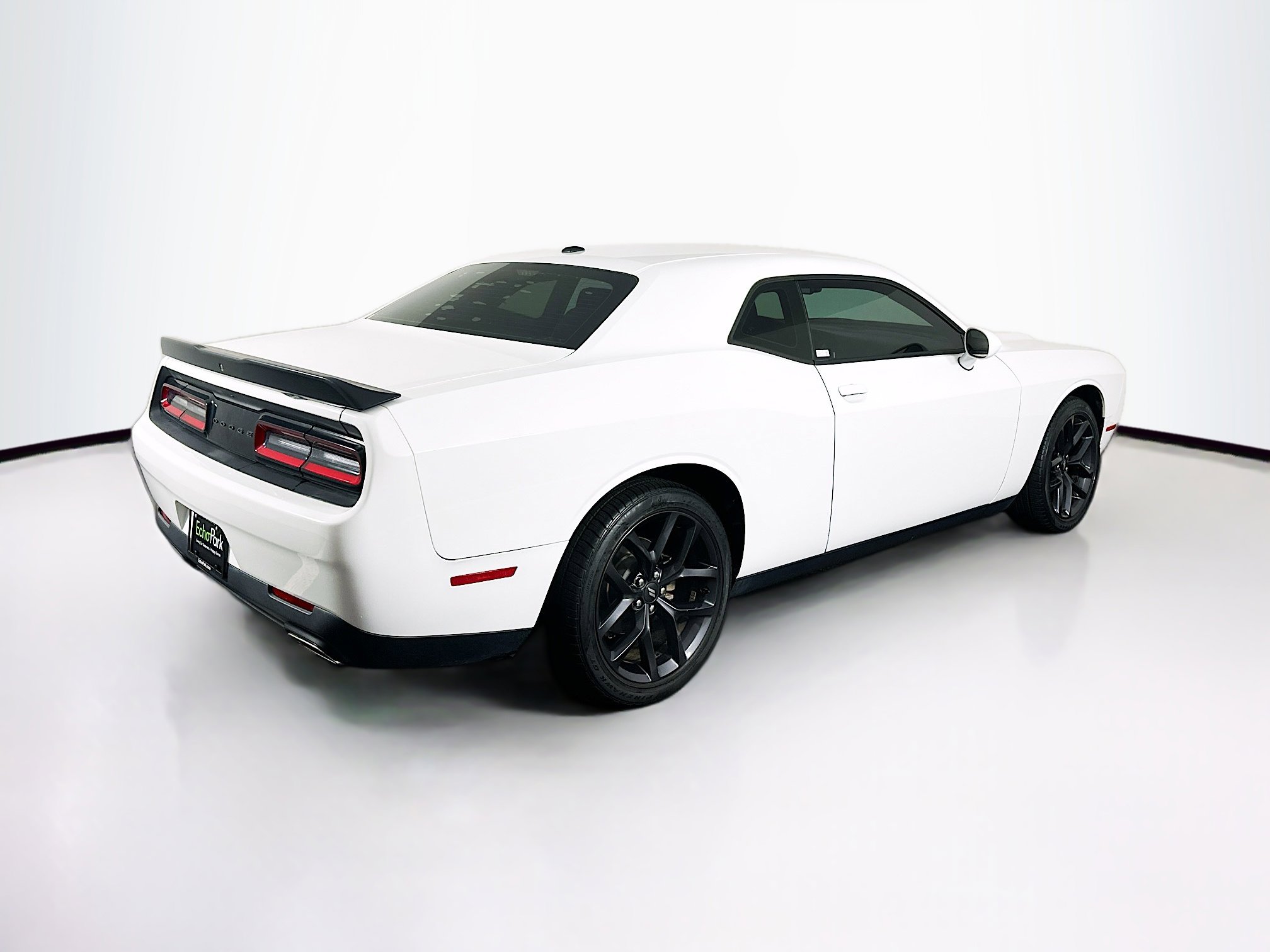 Used 2021 Dodge Challenger SXT w/ Blacktop Package image 9