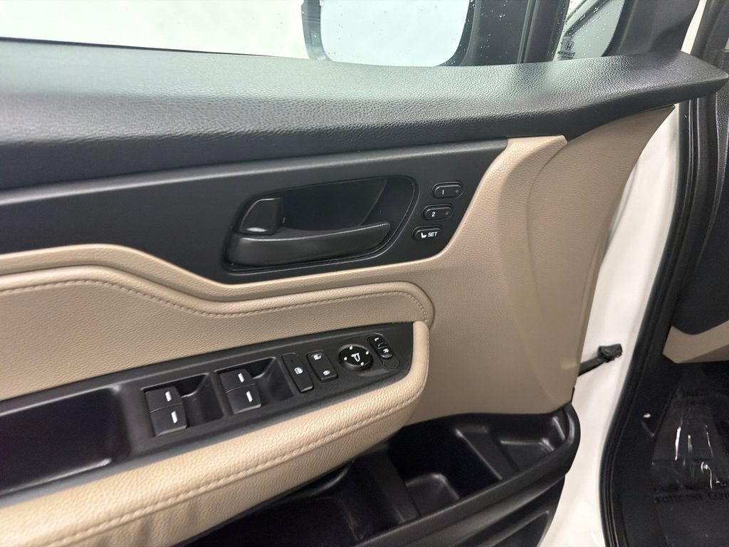 Used 2019 Honda Odyssey EX-L image 12
