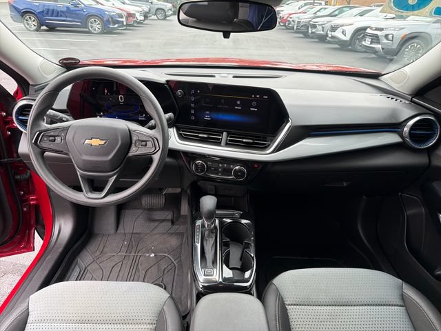 Certified 2026 Chevrolet Trax LT FWD image 12