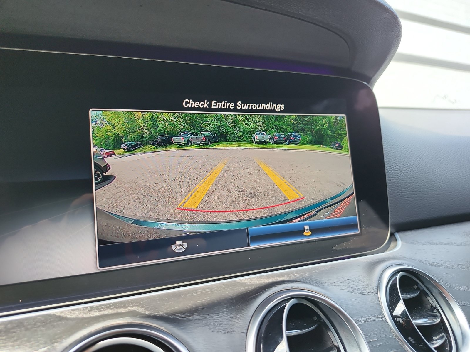 Used 2019 Mercedes-Benz E 450 4MATIC Sedan w/ Driver Assistance Package image 18