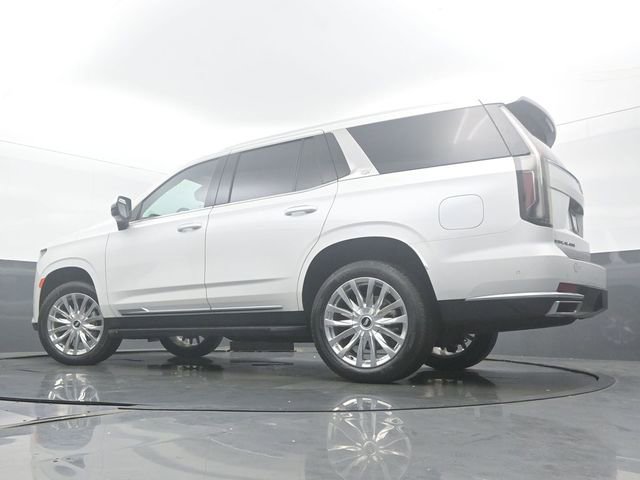 Used 2023 Cadillac Escalade Premium Luxury AWD/4WD image 48