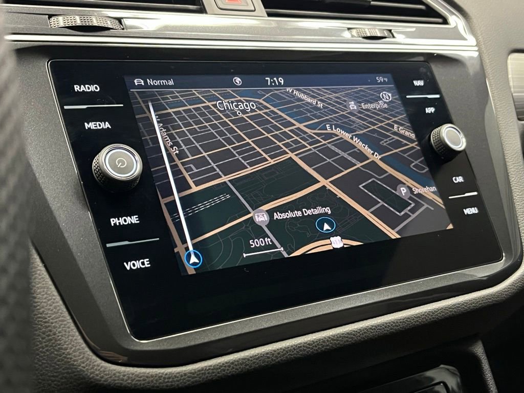 Used 2024 Volkswagen Tiguan SEL R-Line image 29