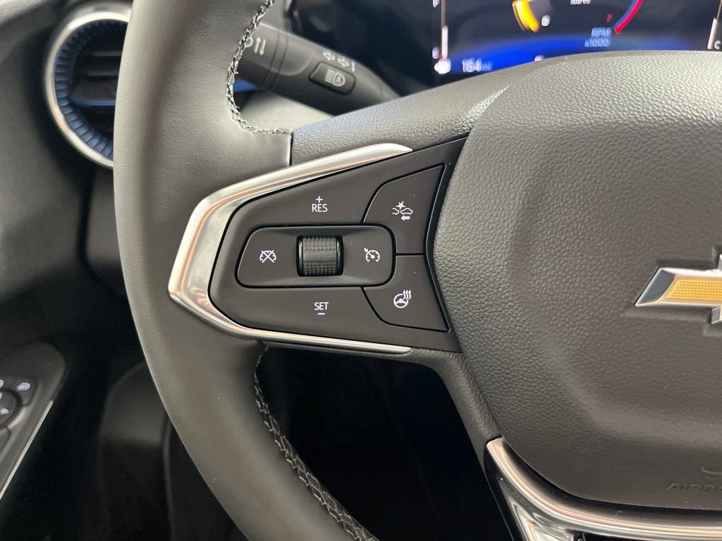 New 2026 Chevrolet Trax LT w/ LT Convenience Package FWD image 23