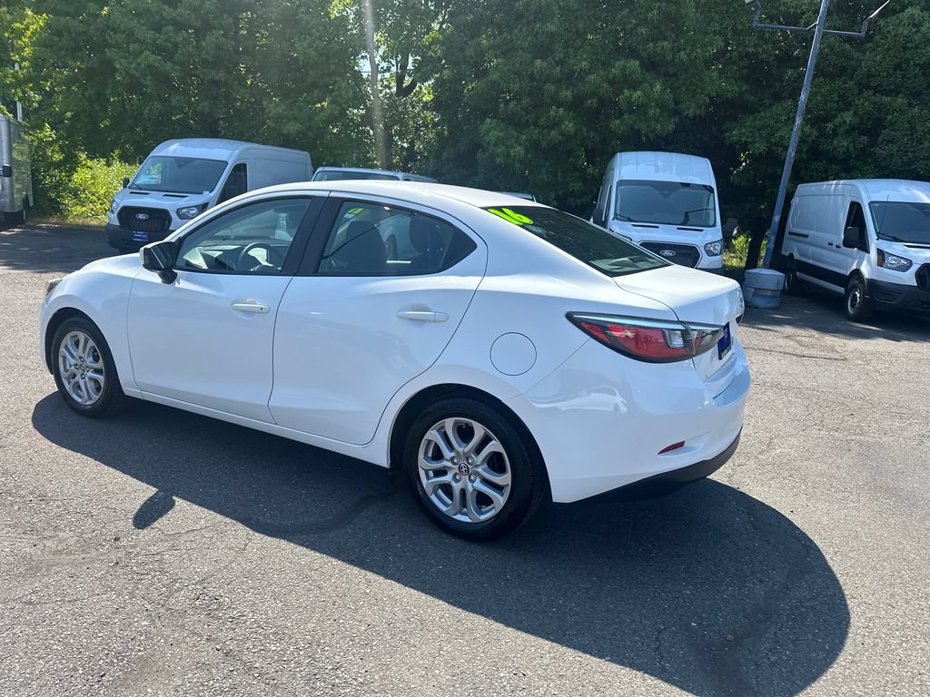 Used 2016 Scion iA FWD image 3
