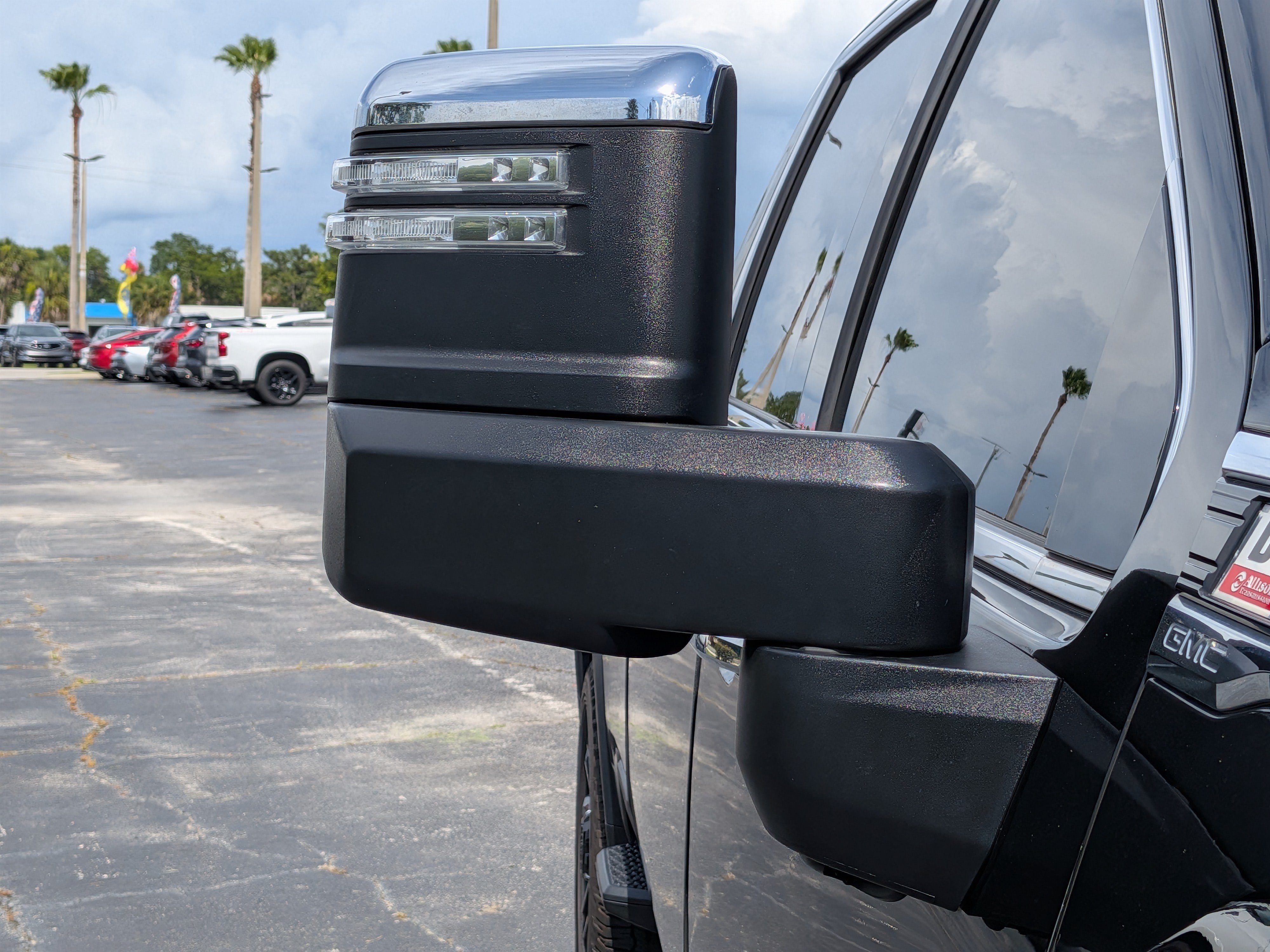 Certified 2021 GMC Sierra 2500 Denali w/ Denali Black Diamond Edition AWD/4WD image 11