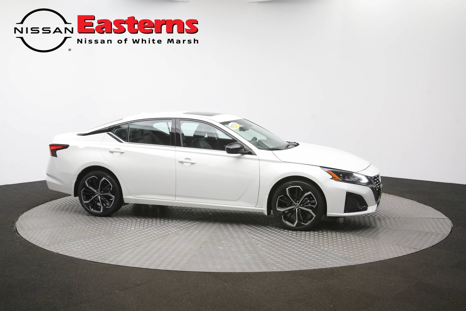 Used 2023 Nissan Altima 2.5 SR w/ SR Premium Package AWD/4WD image 46