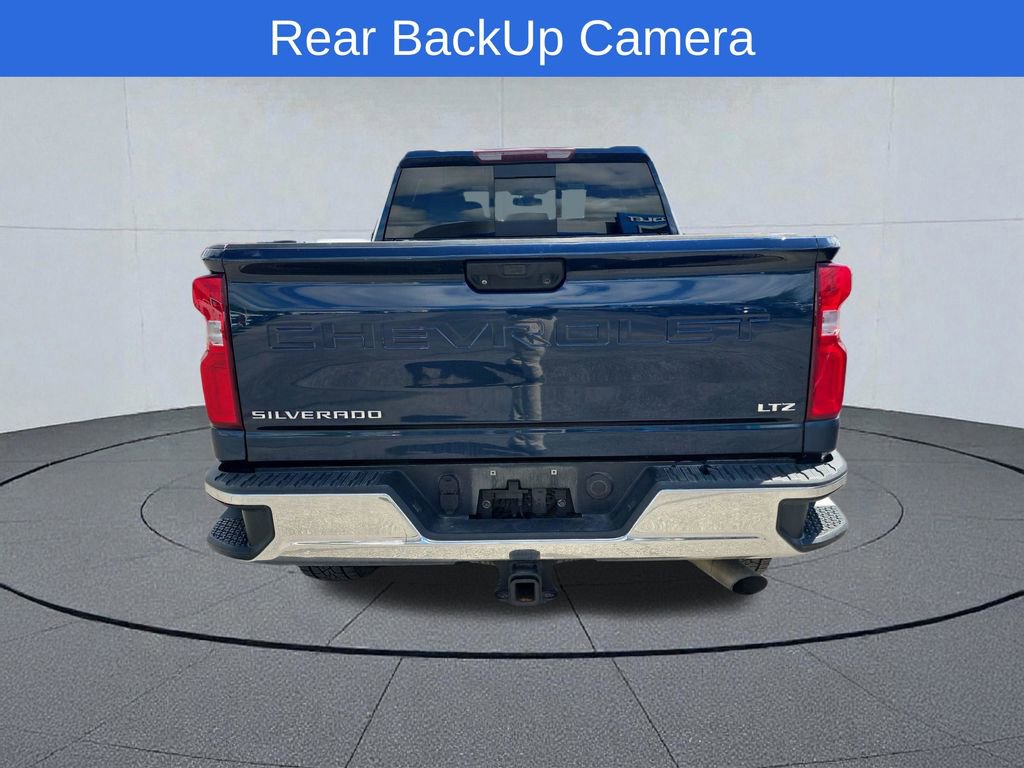 Used 2020 Chevrolet Silverado 3500 LTZ w/ LTZ Convenience Package AWD/4WD image 4
