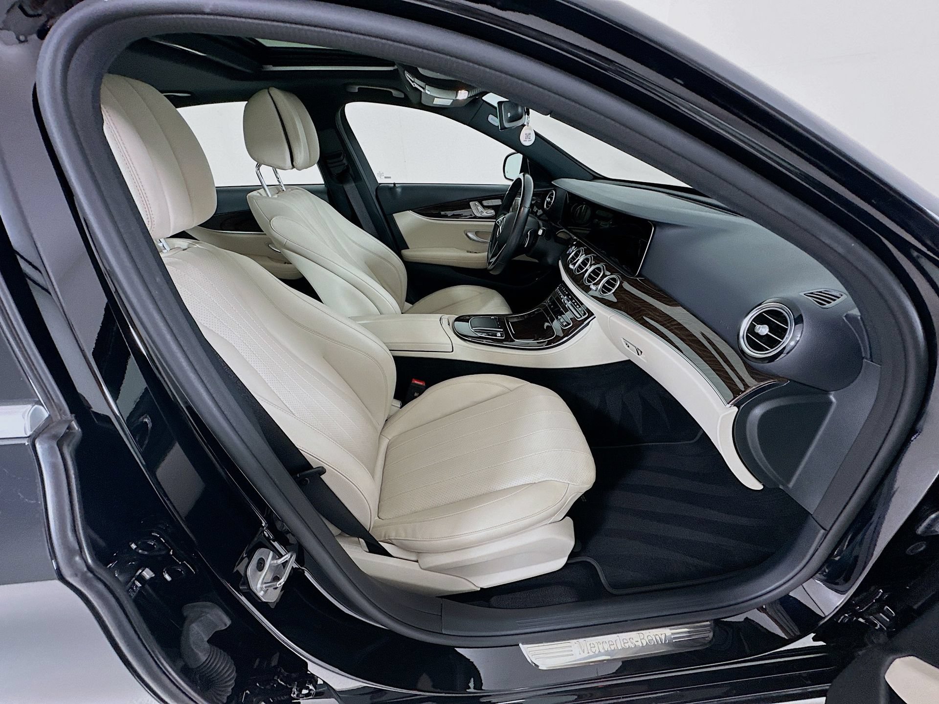 Certified 2023 Mercedes-Benz E 350 Sedan image 32