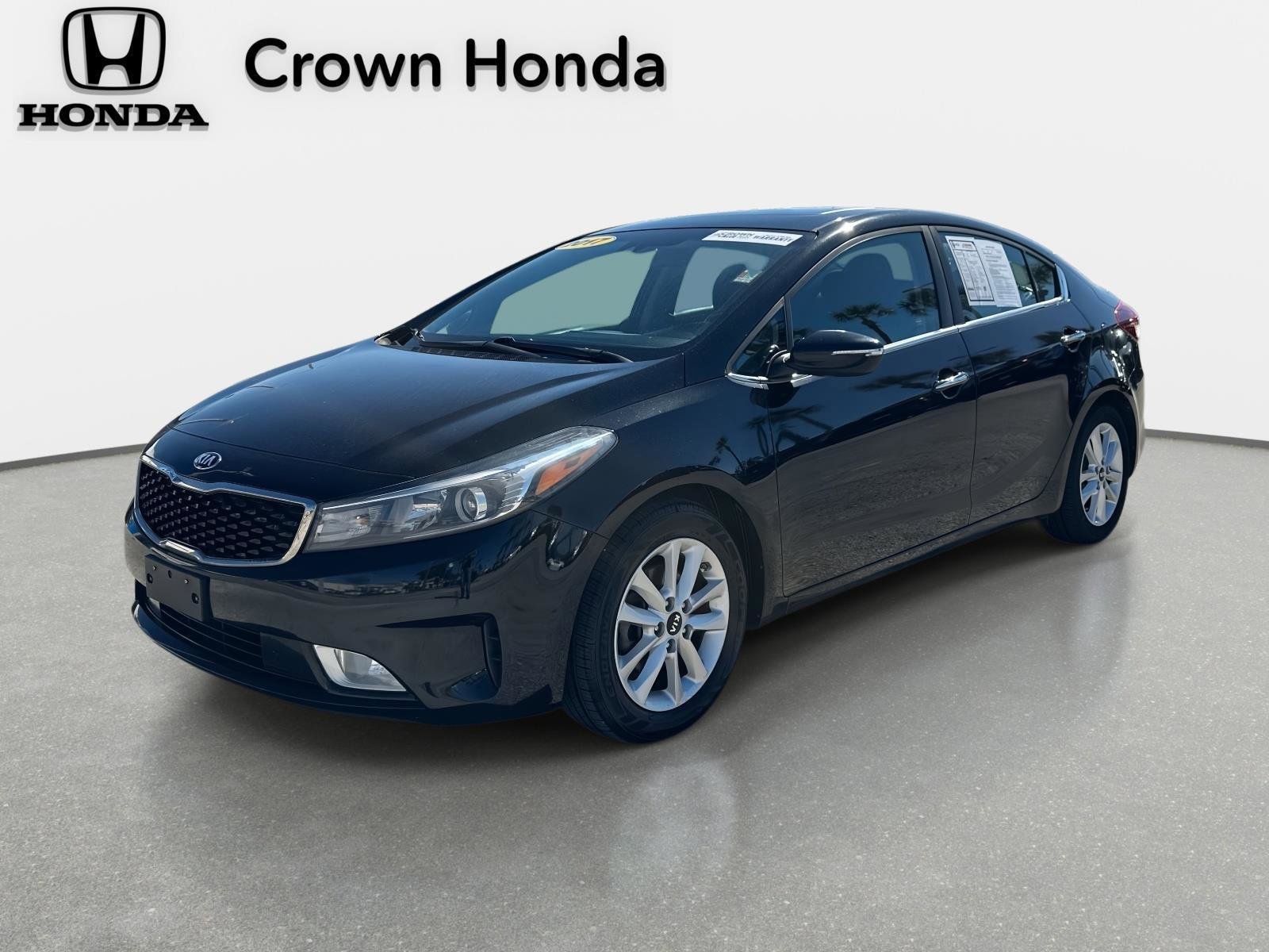 Used 2017 Kia Forte S w/ S Premium Package image 1
