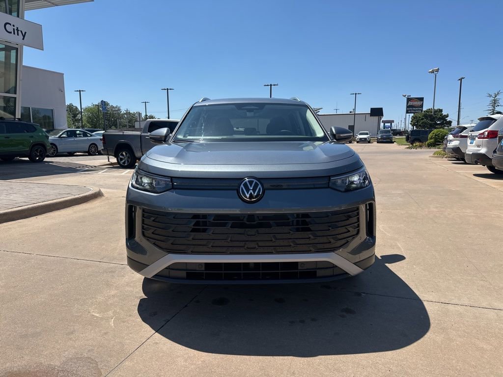 New 2026 Volkswagen Tiguan S FWD image 2