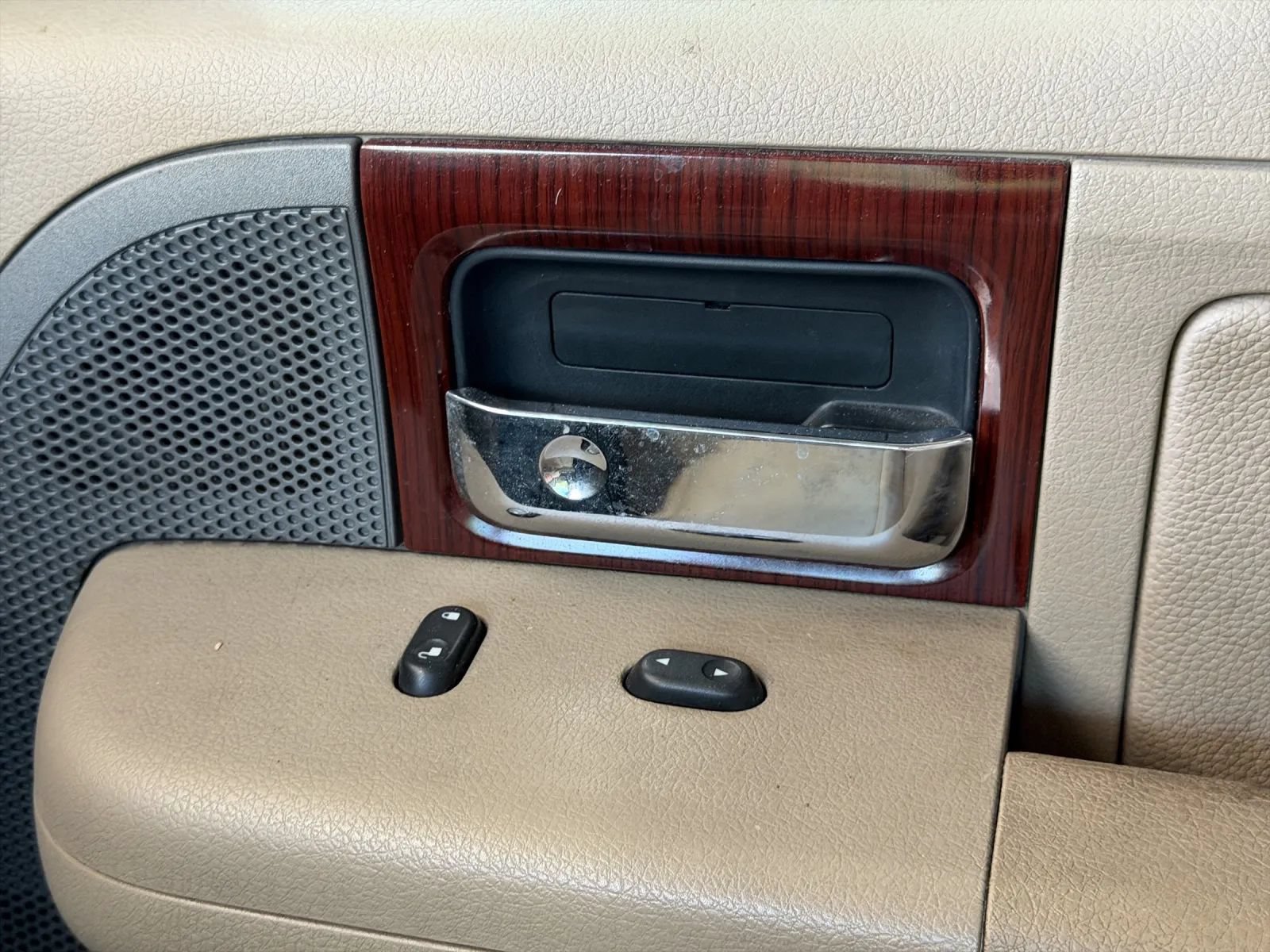 Used 2006 Ford F150 XLT RWD image 17