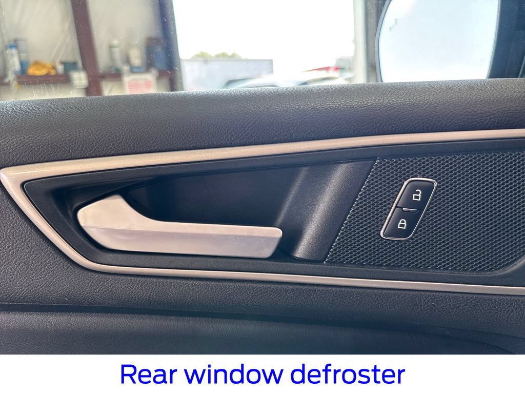 Used 2024 Ford Edge SEL AWD/4WD image 32