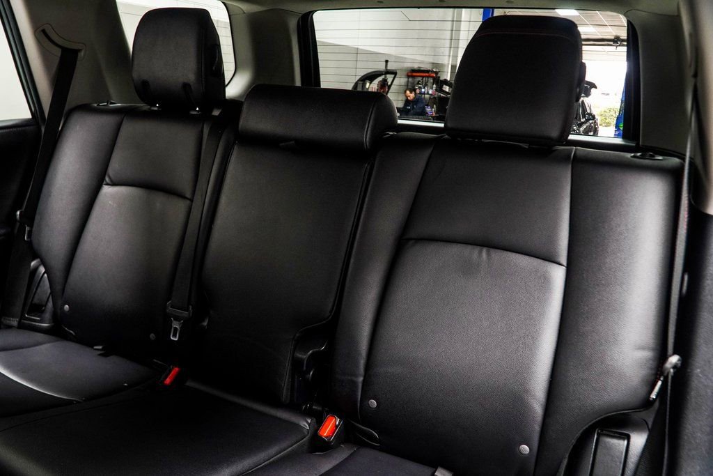 Used 2023 Toyota 4Runner TRD Off-Road Premium w/ Moonroof Package AWD/4WD image 42