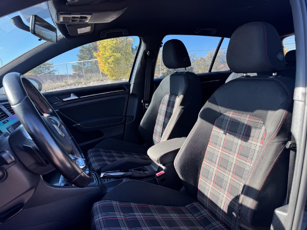 Used 2017 Volkswagen GTI S FWD image 8