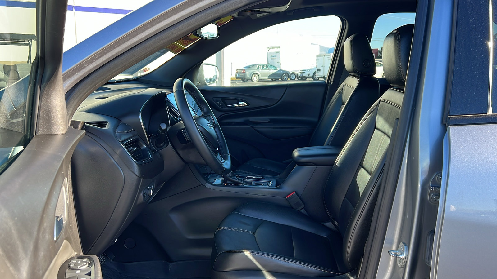 Certified 2024 Chevrolet Equinox Premier image 30