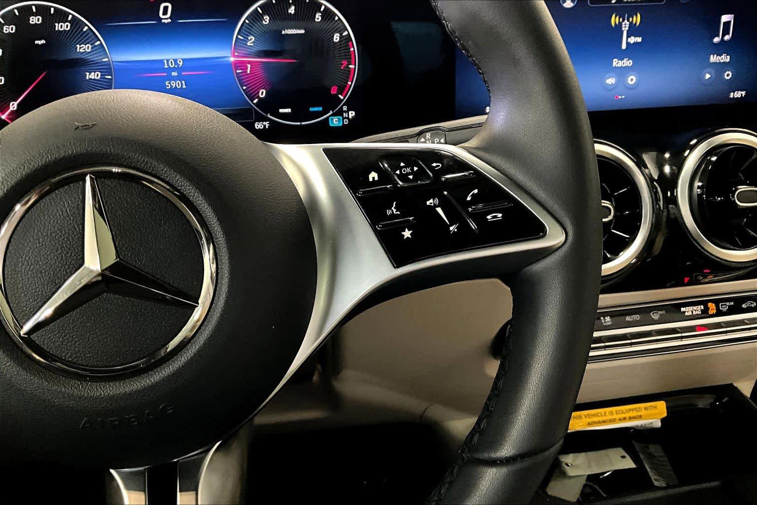 Certified 2026 Mercedes-Benz GLA 250 4MATIC image 25