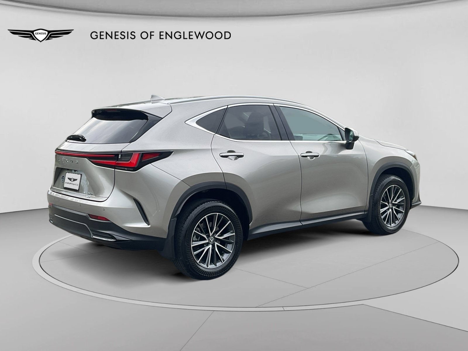 Used 2024 Lexus NX 350 AWD image 9