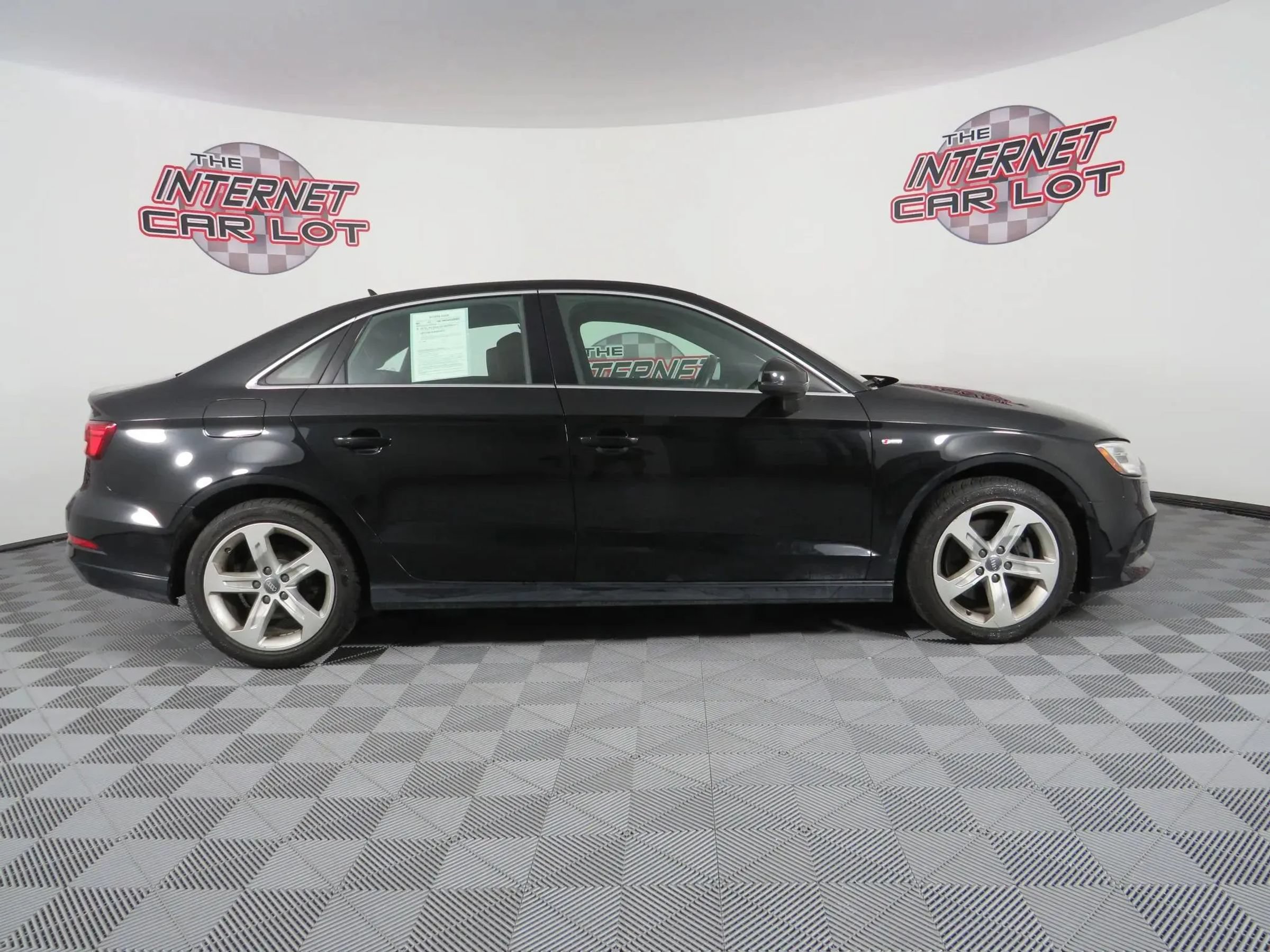 Used 2018 Audi A3 2.0T Premium Plus w/ Premium Plus Package AWD/4WD image 8