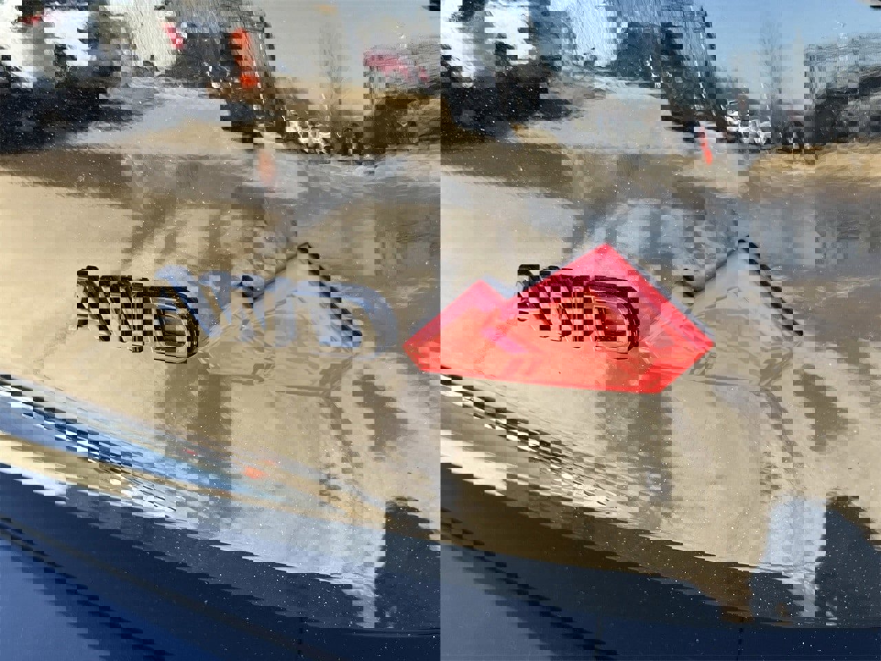 Certified 2025 Nissan Rogue SV image 6