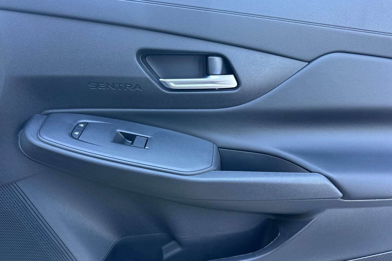 New 2027 Nissan Sentra SV FWD image 18