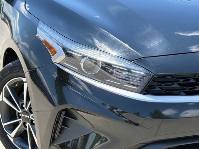 Used 2023 Kia Forte LXS FWD image 3