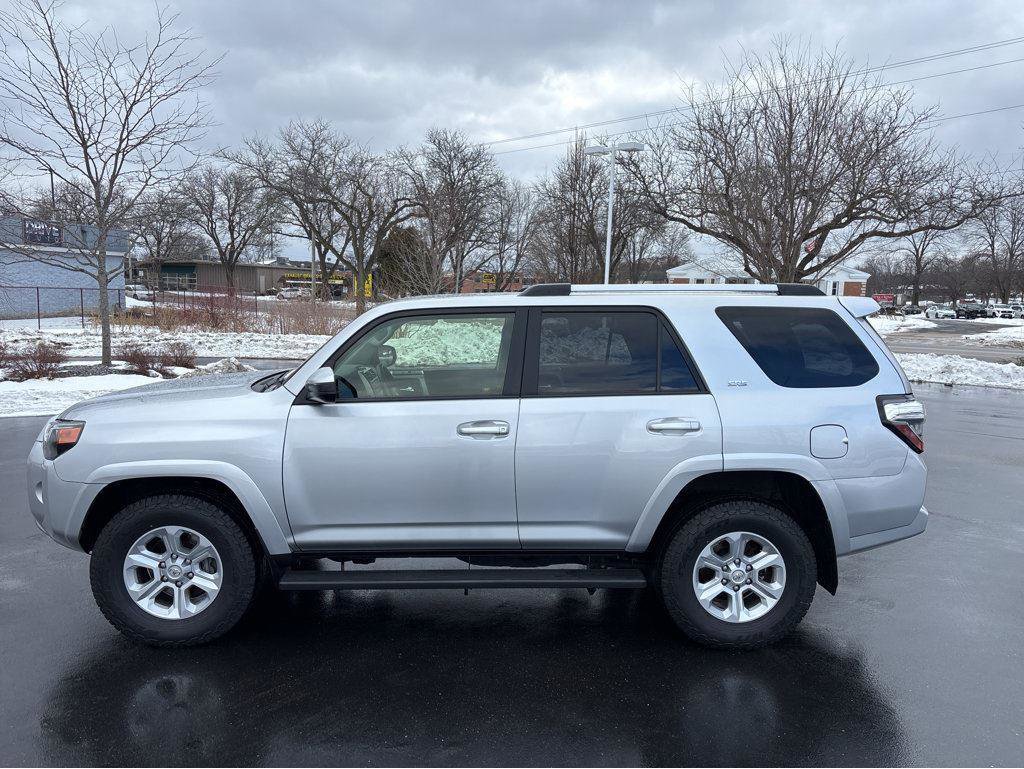 Used 2021 Toyota 4Runner SR5 image 14