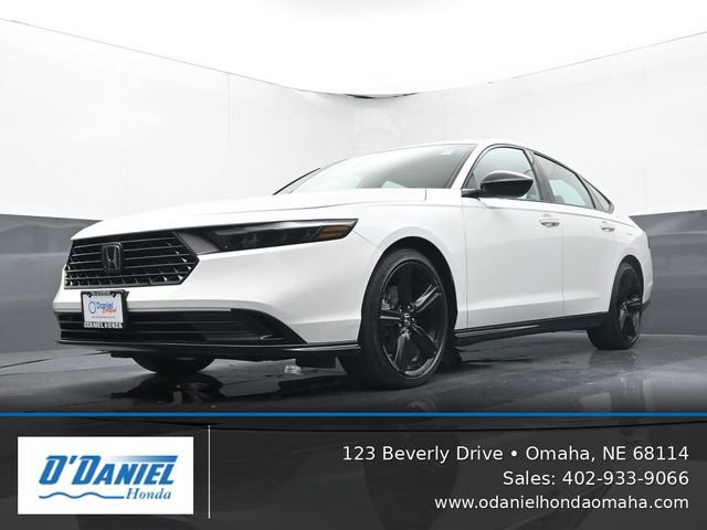 Used 2023 Honda Accord Sport image 9