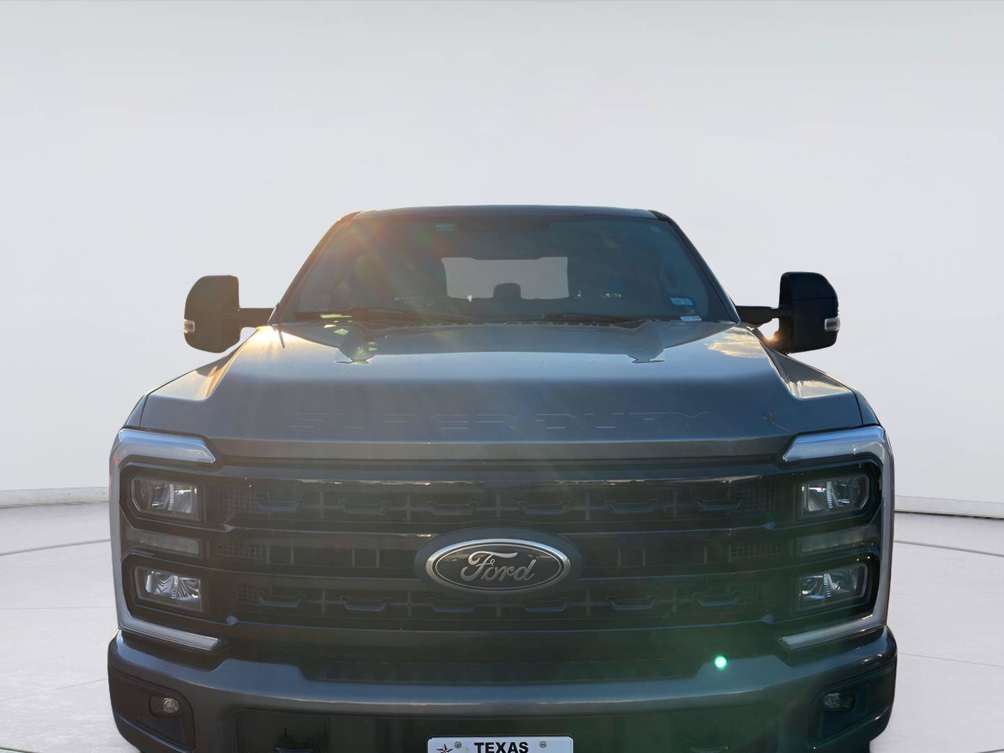Used 2023 Ford F250 XLT w/ Black Appearance Package AWD/4WD image 2