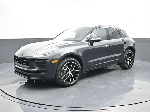 New 2026 Porsche Macan image 1