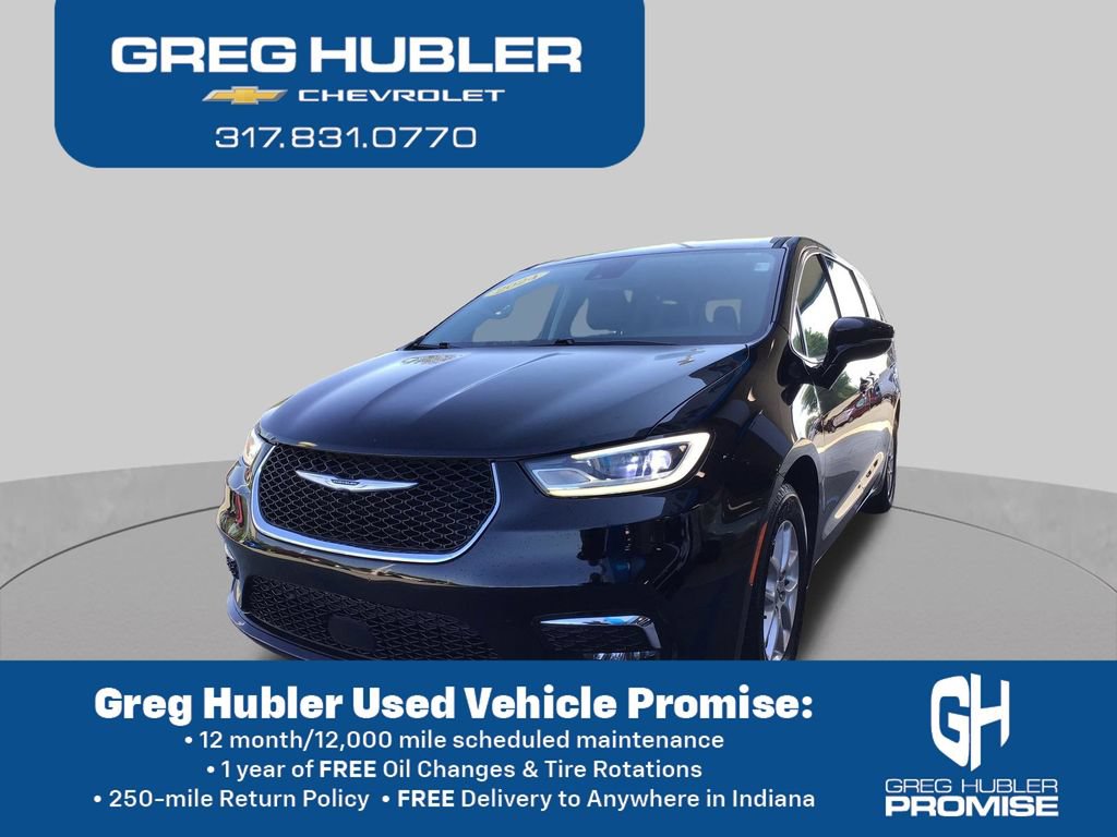 Used 2024 Chrysler Pacifica Touring-L FWD image 13